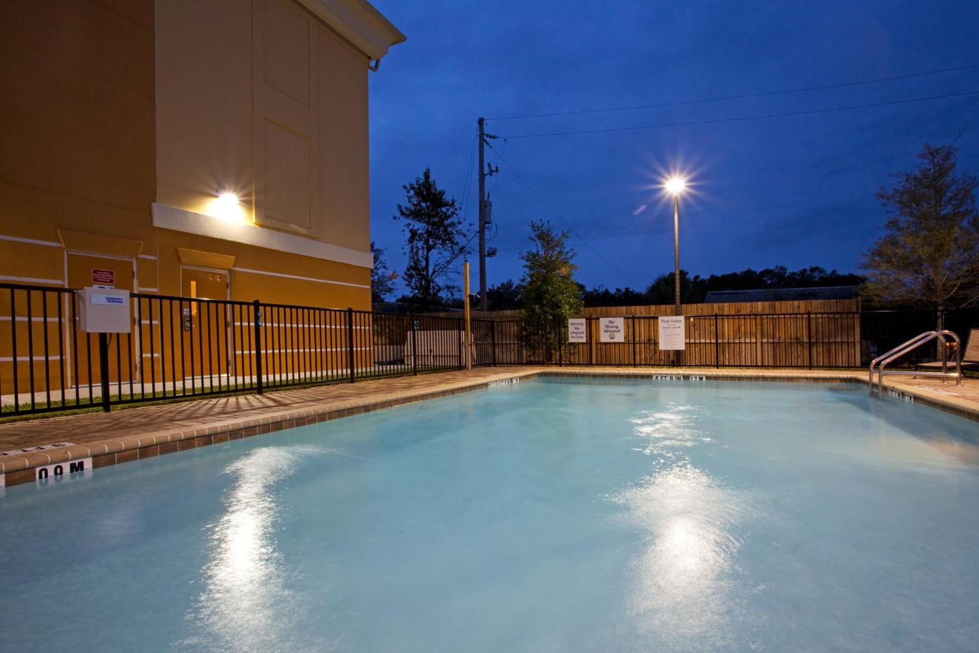 Holiday Inn Express Hotel & Suites Jacksonville - Mayport / Beach, An Ihg Hotel Exterior photo